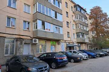 3-к квартира, 59 м², 2/5 эт.