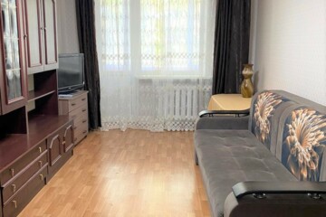 2-к квартира, 43,7 м², 2/5 эт.