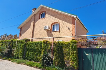 Дом, 119,5 м², 3 эт.