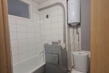 2-к квартира, 42,1 м², 1/2 эт.